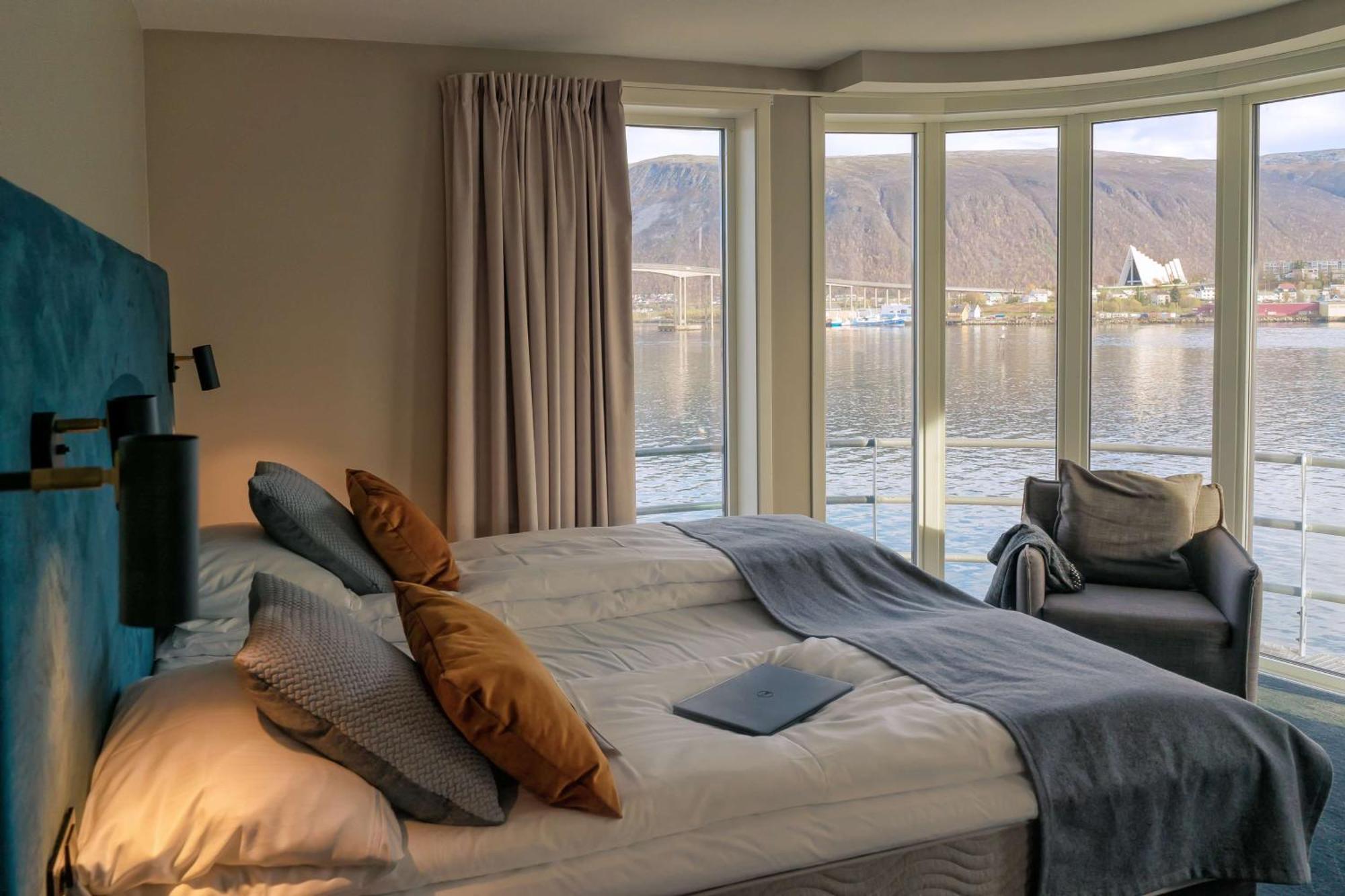 Scandic Ishavshotel Tromso Bagian luar foto